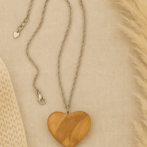 Collier cœur en bois de Palo Santo – bijou de protection et d’ancrage énergétique